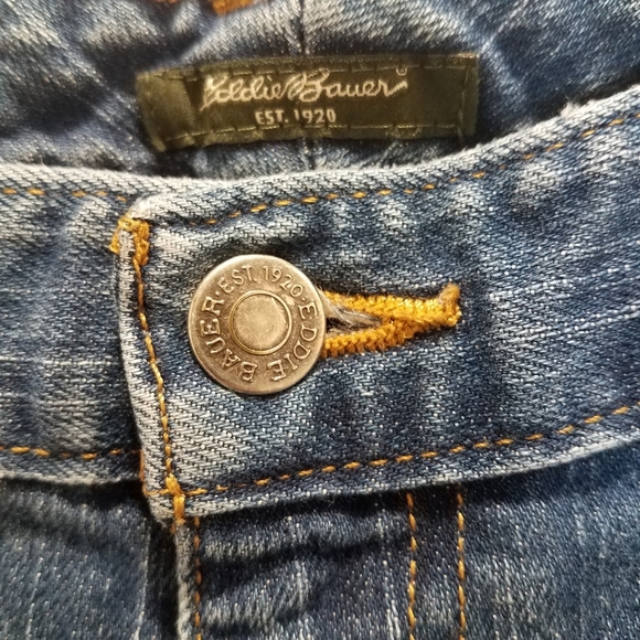 Eddie Bauer Men's Demin Jeans Size 32" x 30" specially dyed Distressed - Picture 10 of 14